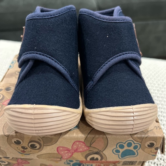 Navy Blue Kids Slippers with Cartoon Design - Picture 2 of 7